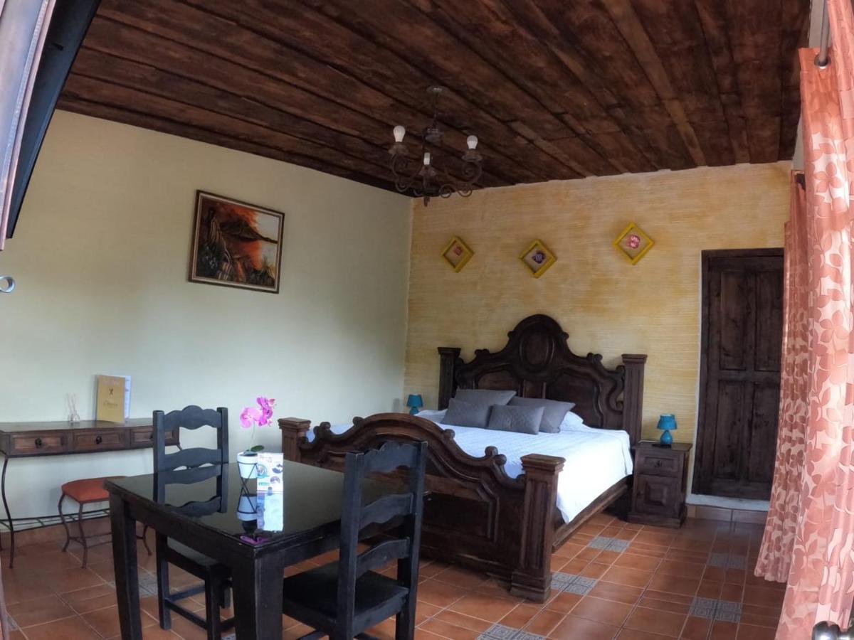 Hotel El Mirador Anexo 1 Santa Lucía Milpas Altas Kültér fotó