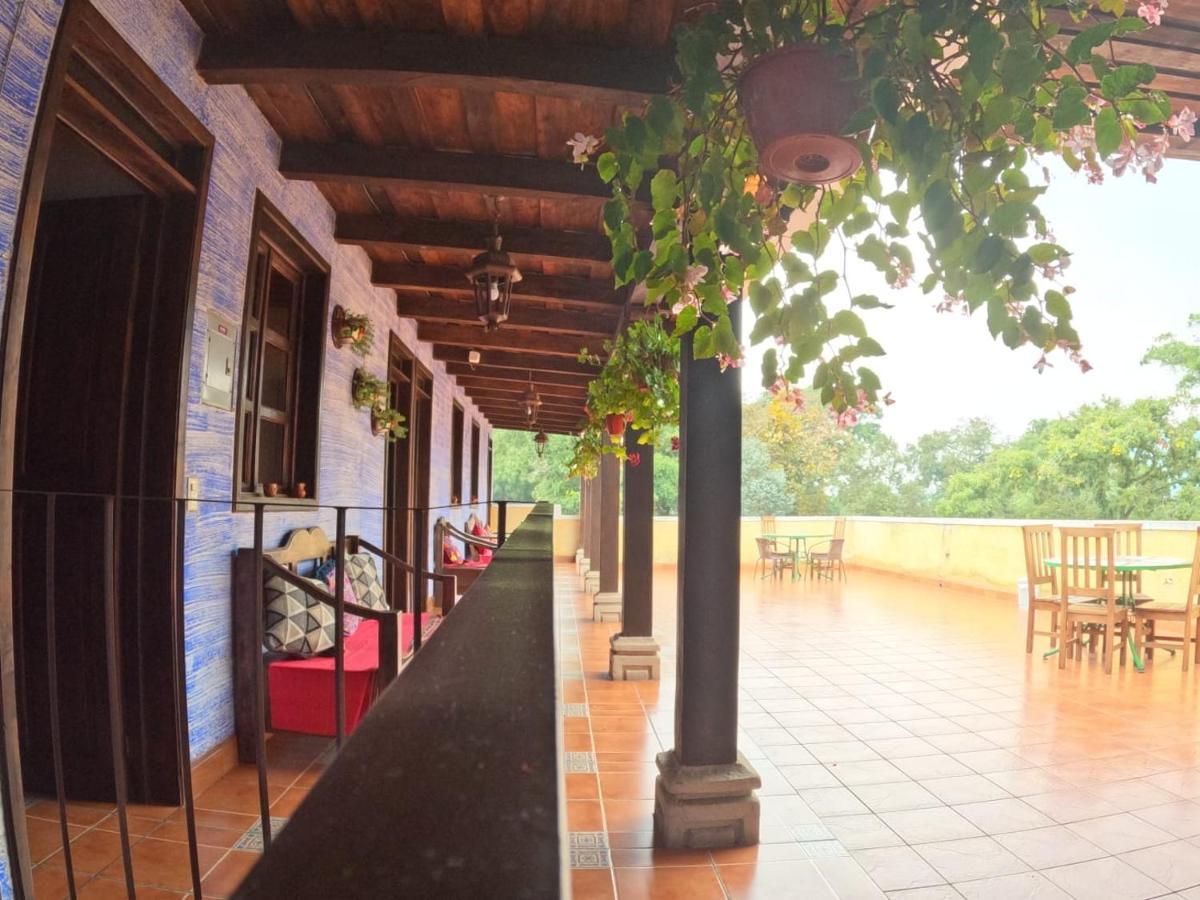 Hotel El Mirador Anexo 1 Santa Lucía Milpas Altas Kültér fotó