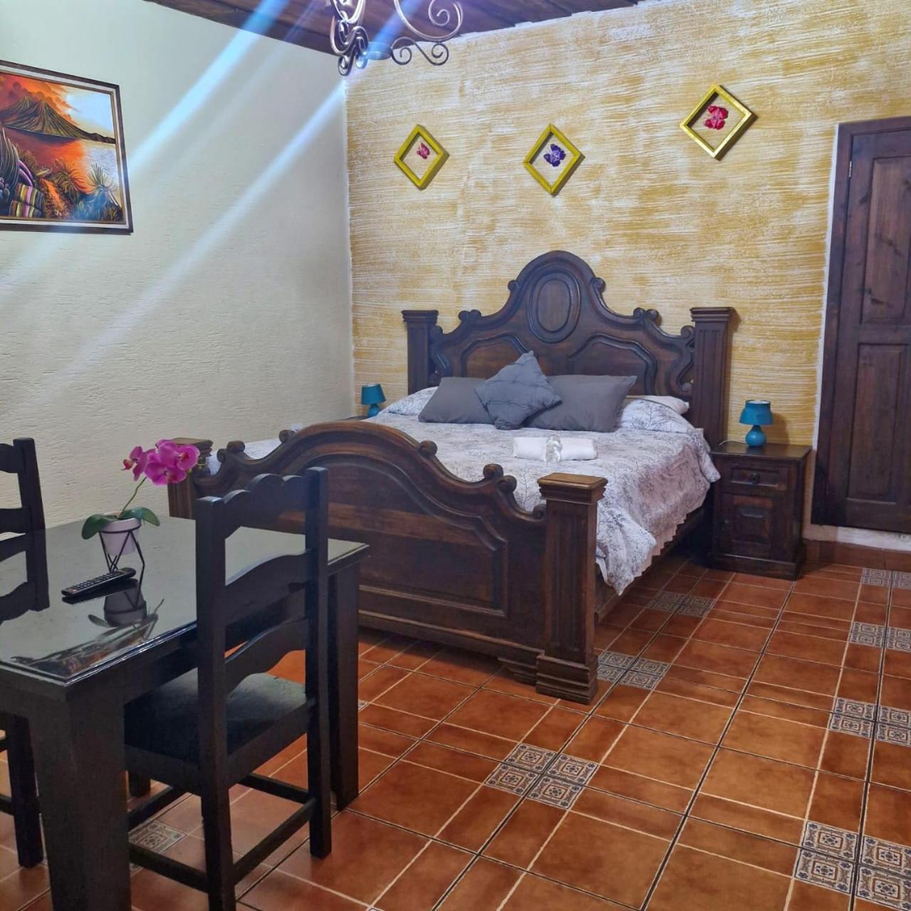 Hotel El Mirador Anexo 1 Santa Lucía Milpas Altas Kültér fotó