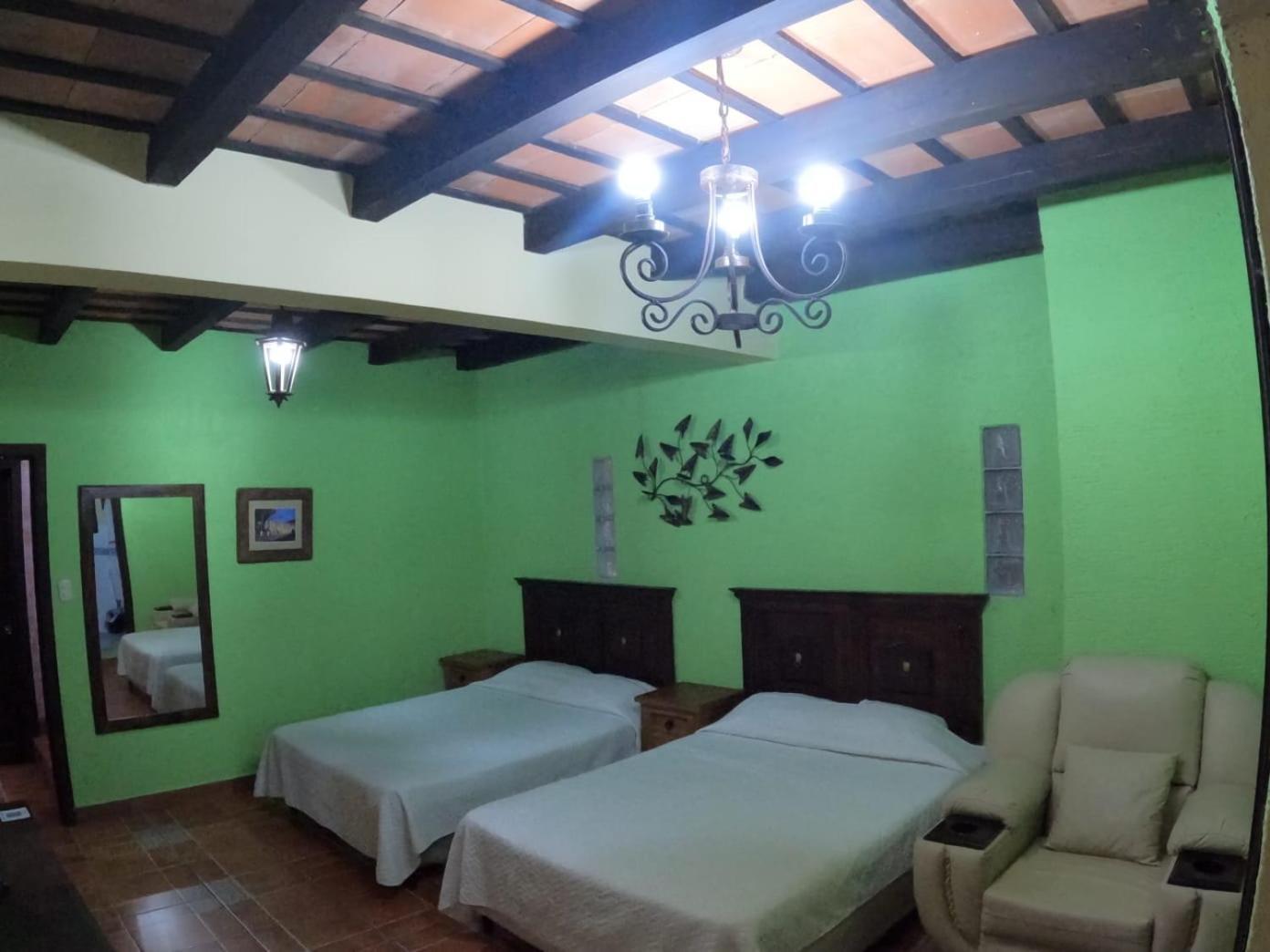 Hotel El Mirador Anexo 1 Santa Lucía Milpas Altas Szoba fotó