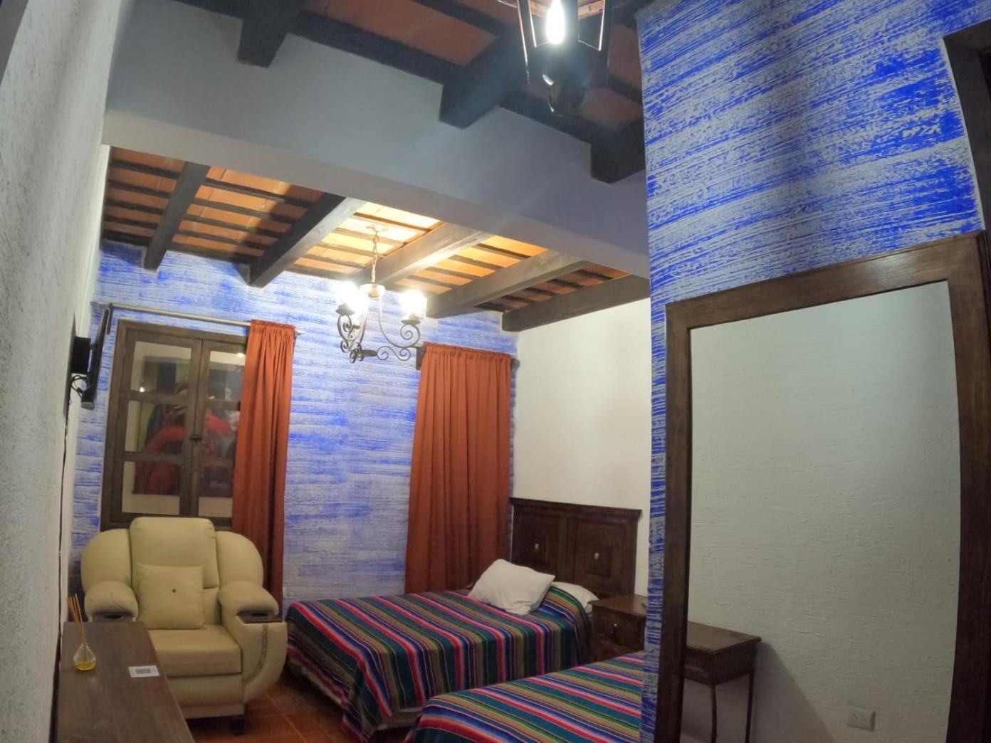 Hotel El Mirador Anexo 1 Santa Lucía Milpas Altas Szoba fotó
